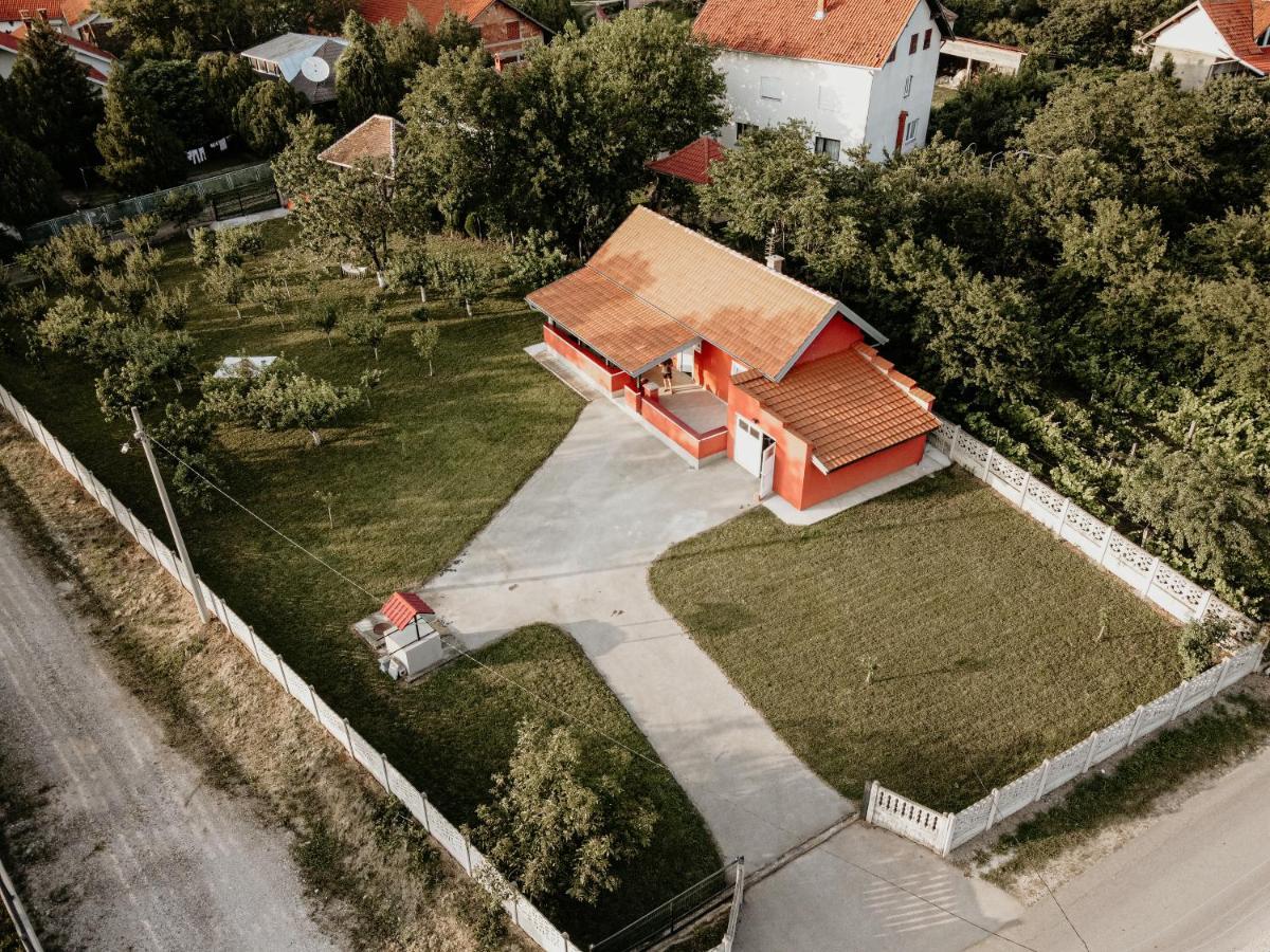 Villa Vikendica Castanea Banja Zdrelo Opština Opština Petrovac na Mlavi Exterior foto